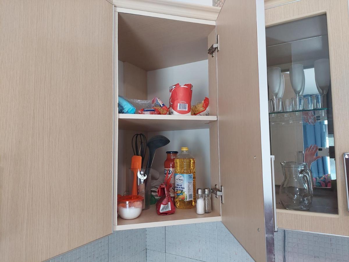 Golden Beach Apartments Durres Bagian luar foto