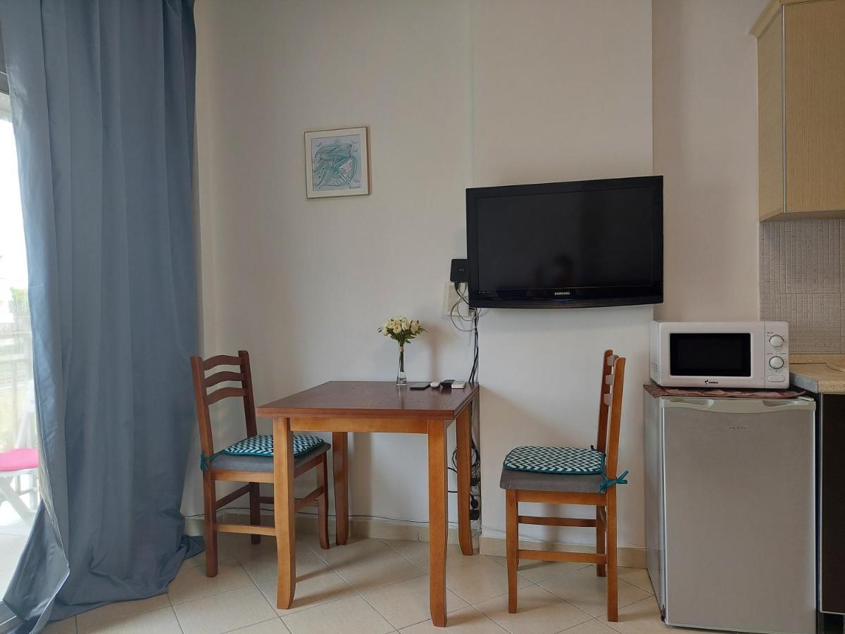 Golden Beach Apartments Durres Bagian luar foto